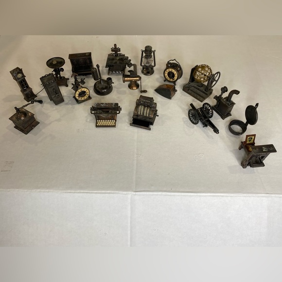 Durham Metal Miniature pencil sharpeners Collectibles - Picture 1 of 6